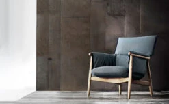 E015 Embrace Lounge Chair -Chair Sales e015 embrace lounge chair eoos carl hansen 4