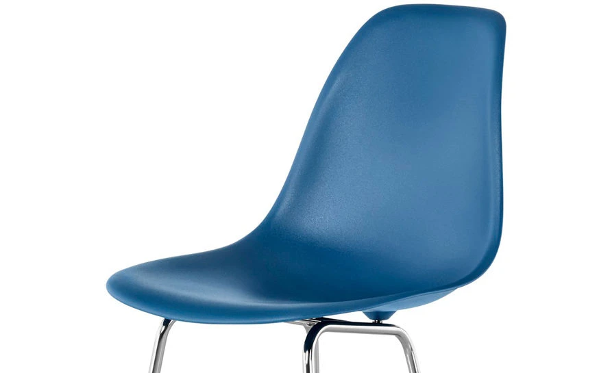 Eames® Molded Plastic Stool 6 Eames® Molded Plastic Stool - Image 4