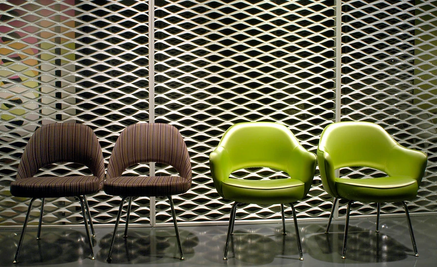 Saarinen Executive Arm Chair With Metal Legs 7 Saarinen Executive Arm Chair With Metal Legs - Image 5